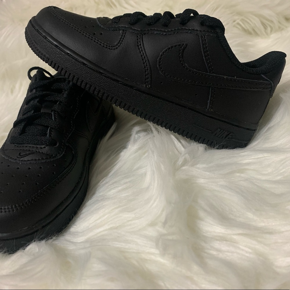 Kids’ Nike Force 1
